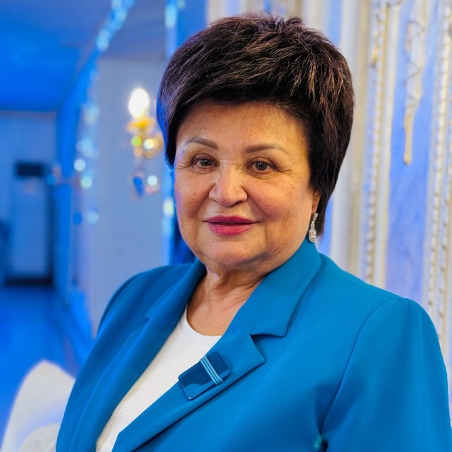 Латипова Феруза
